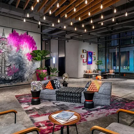 Moxy Bangkok Ratchaprasong酒店
