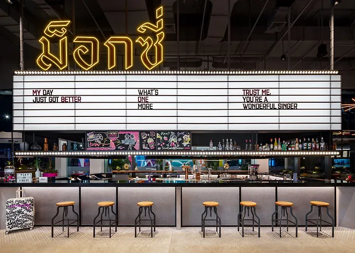 Moxy Ratchaprasong Hotel