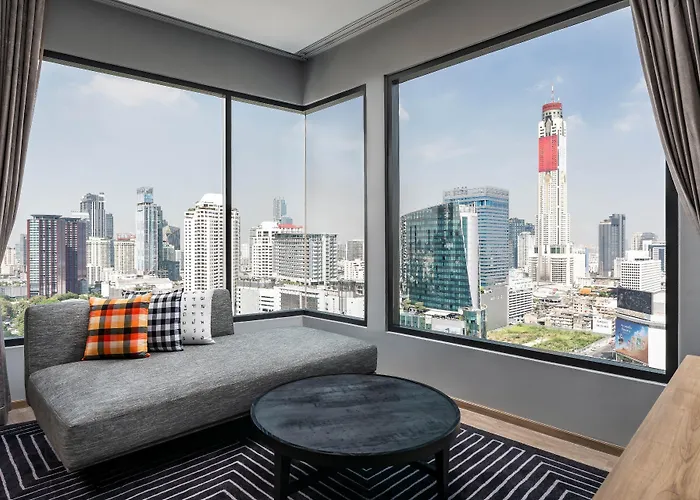 Hotel Moxy Ratchaprasong 4*