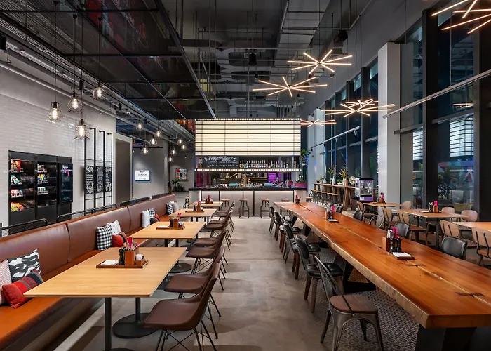 Moxy Ratchaprasong Bangkok